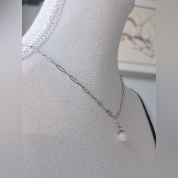 Rose Quart pendant on a Stainless steel Paperclip Chain - Picture 4 of 6